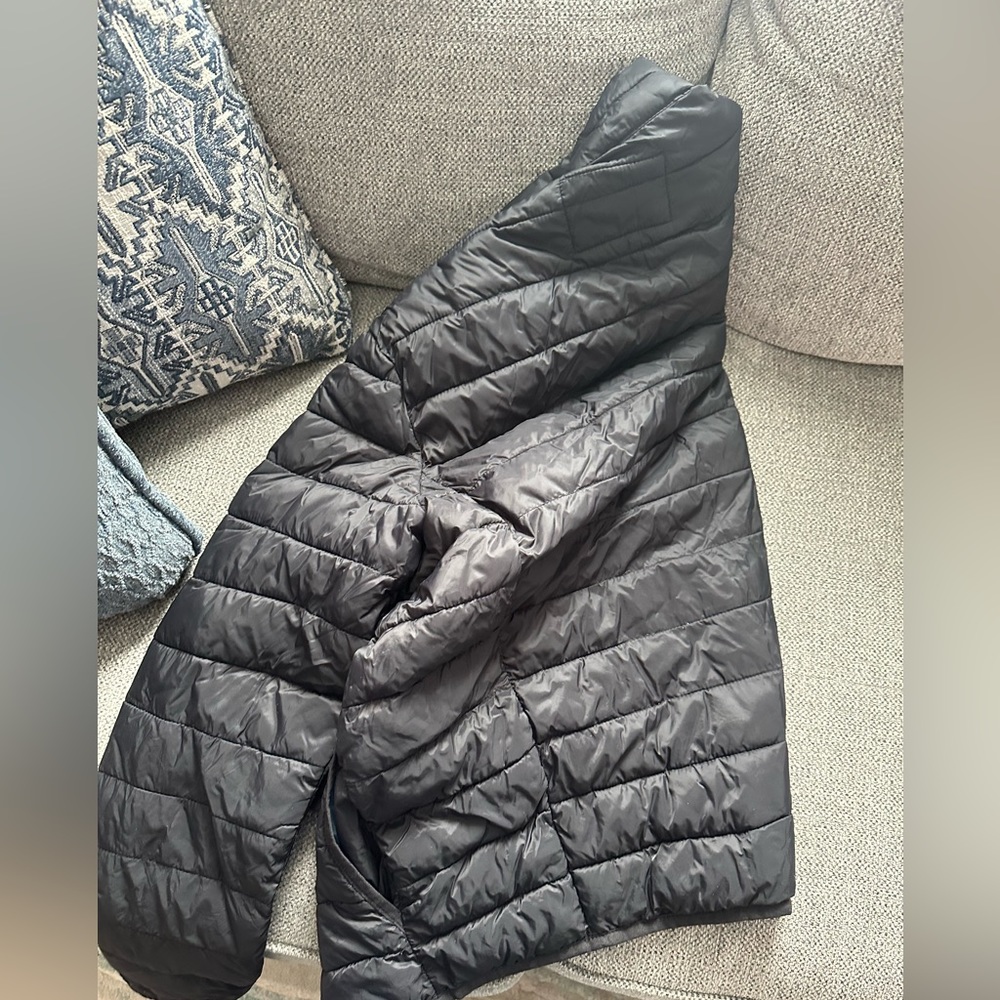 Men’s Jacket - Picture 2 of 3